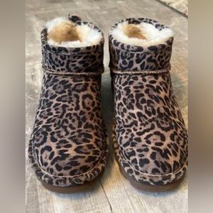 🐆 BEARPAW Shorty Exotic Leopard print Boot (Women's)🐆